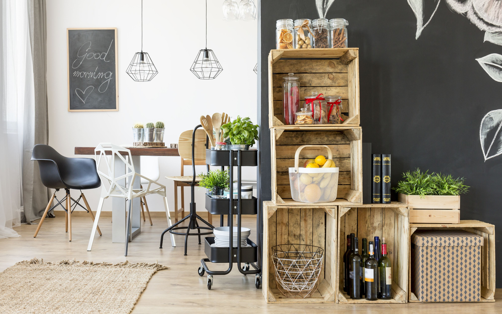 Kako iskoristiti drvene kutije umjesto polica